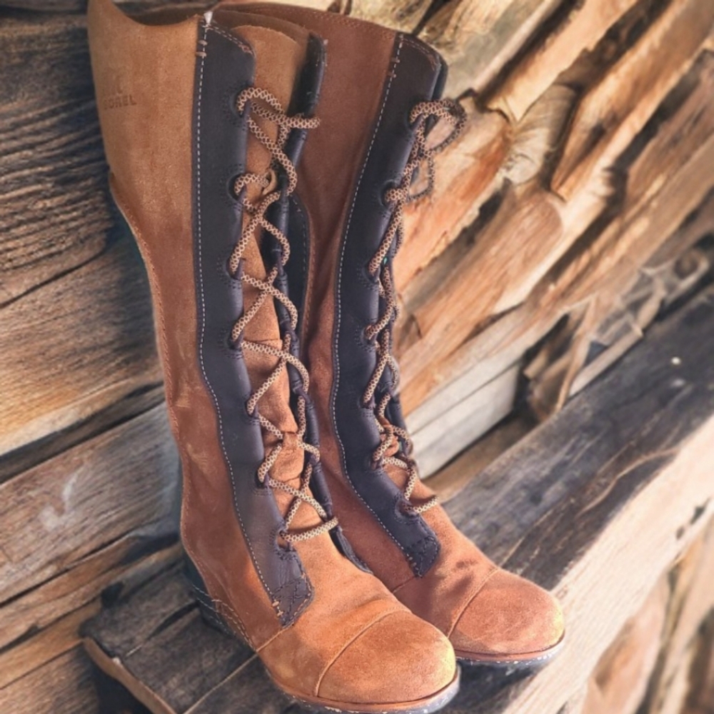 Sorel Lace-Up Boots Brown and Tan with Durable Sole